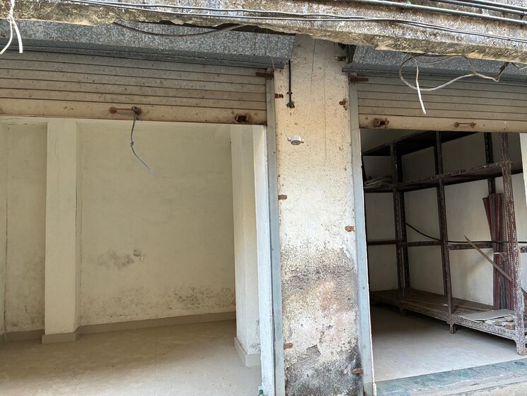 Common Area, balram-bhavan Commercial Shop 200 Sq.Ft. In Grant Road East Mumbai 9721938