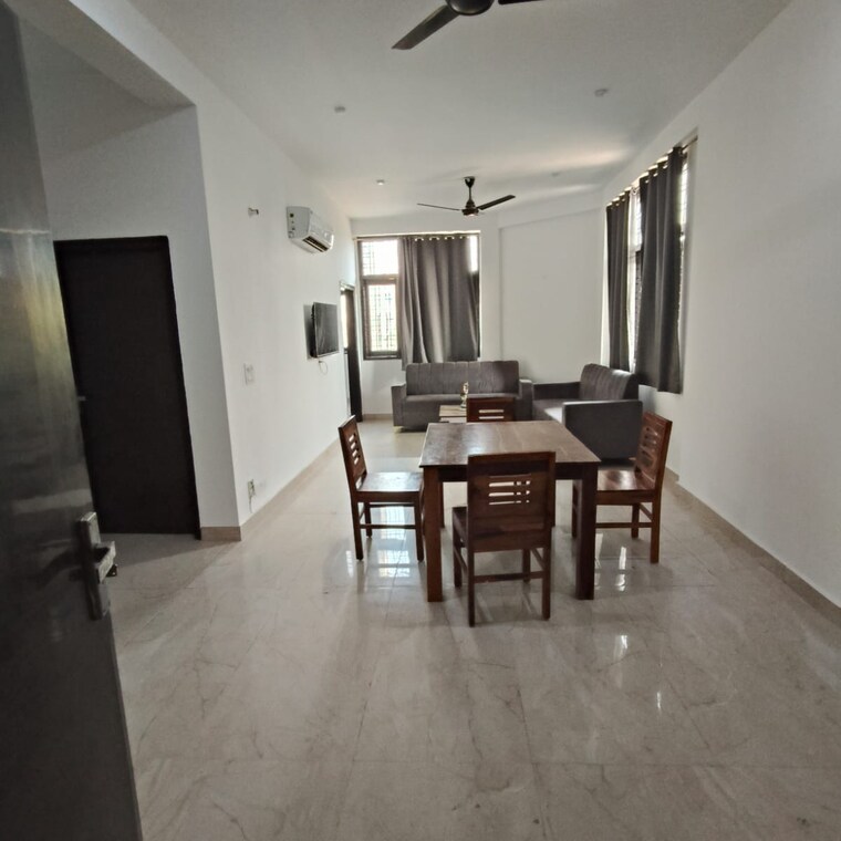 Living Room, baani-square 3 Bedroom 263 Sq.Yd. Builder Floor In Mayfield Garden Gurgaon 9721981