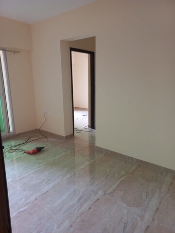 Room in 1 BHK Apartment at Siddhi Highland Springs, Dhokali – for Rent