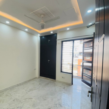 Room in 3 BHK Builder Floor at Huda Staff Colony, Durga Colony – for Rent