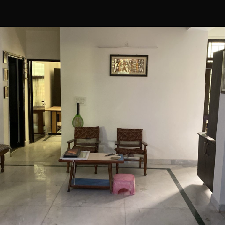 Living Room, landmark-towers 3 Bedroom 300 Sq.Yd. Builder Floor In Sector 51 Gurgaon 9722050