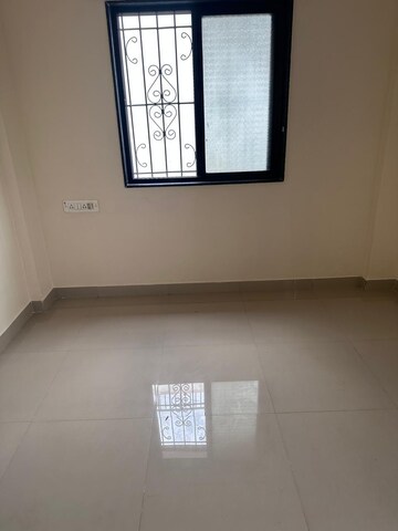 Room in 2 BHK Apartment at Akshay Apartments Wadgaon Sheri, Wadgaon Sheri – for Rent