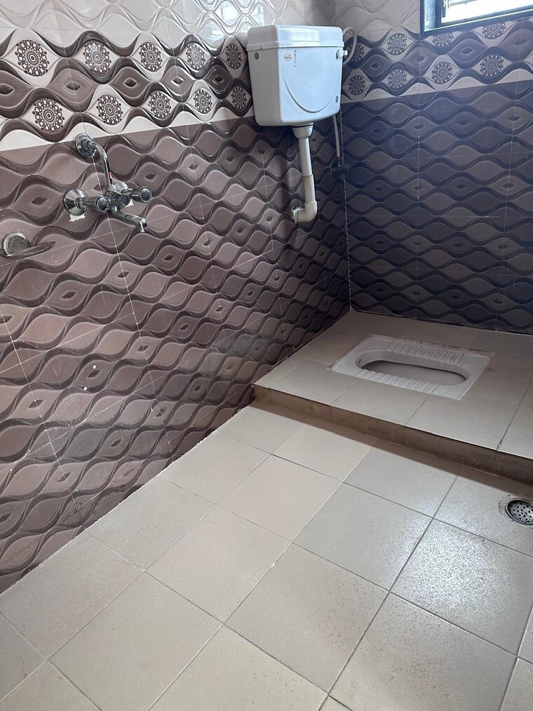 Bathroom, akshay-apartments-wadgaon-sheri 2 Bedroom 980 Sq.Ft. Apartment In Wadgaon Sheri Pune 9722069