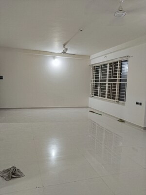 Room in 3 BHK Apartment at Pharande Puneville, Punawale – for Rent