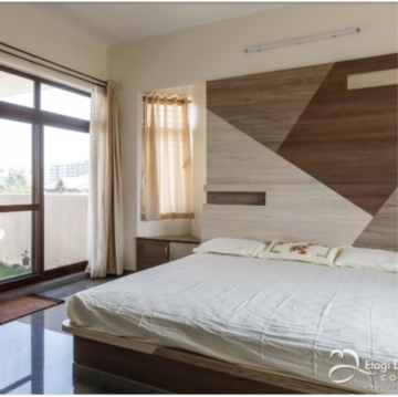 Bedroom in 4 BHK Independent House at Dwarka Nagar – for Sale