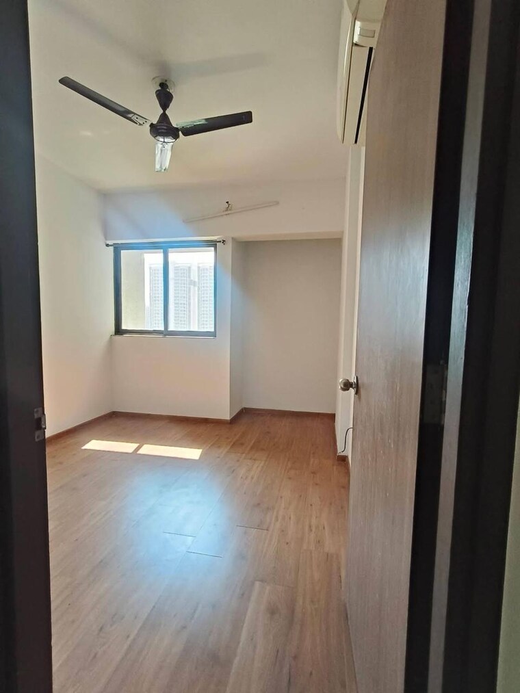 Room, lodha-lakeshore-greens 2 Bedroom 734 Sq.Ft. Apartment In Dombivli East Thane 9722095