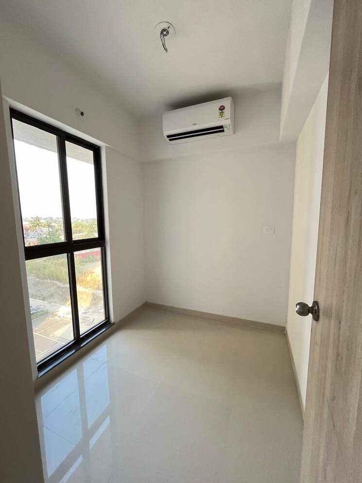 Room, lodha-palava-downtown 2.5 Bedroom 759 Sq.Ft. Apartment In Dombivli East Thane 9722104