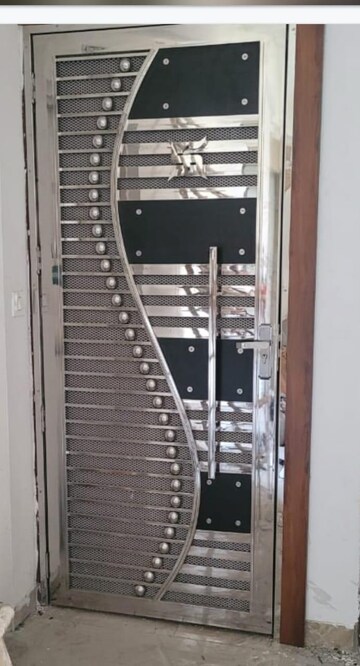 Staircase in 2 BHK Apartment at ATS Allure, Sector 22d Yamuna Expressway – for Rent