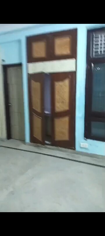 Building Lobby in 2 BHK Builder Floor at RWA Apartments Sector 51, Sector 51 – for Rent