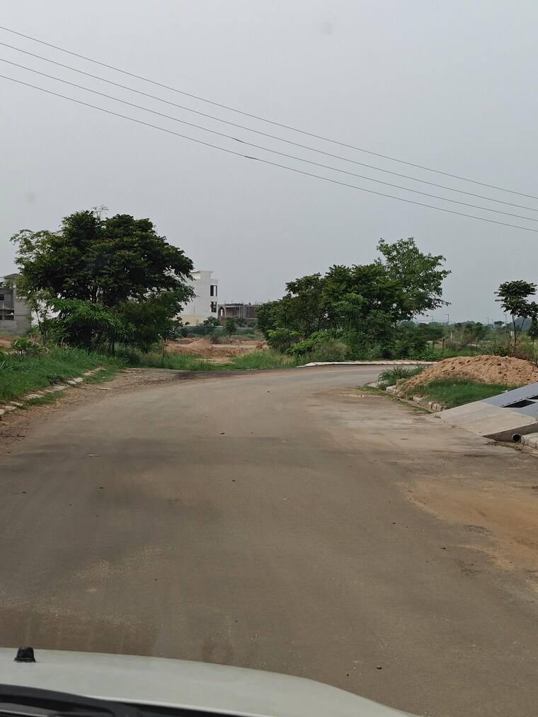 undefined, altus-prime  95 Sq.Yd. Plot In North Mullanpur Chandigarh 9716963