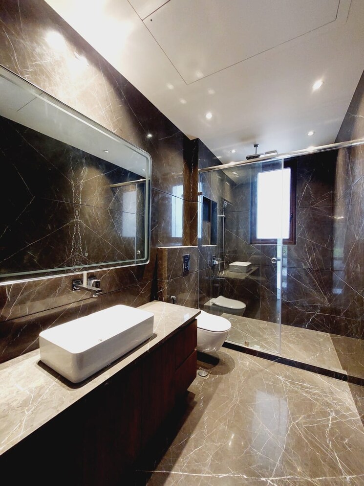 Kitchen, dlf-queens-court 3 Bedroom 208 Sq.Yd. Builder Floor In Greater Kailash ii Delhi 9722183