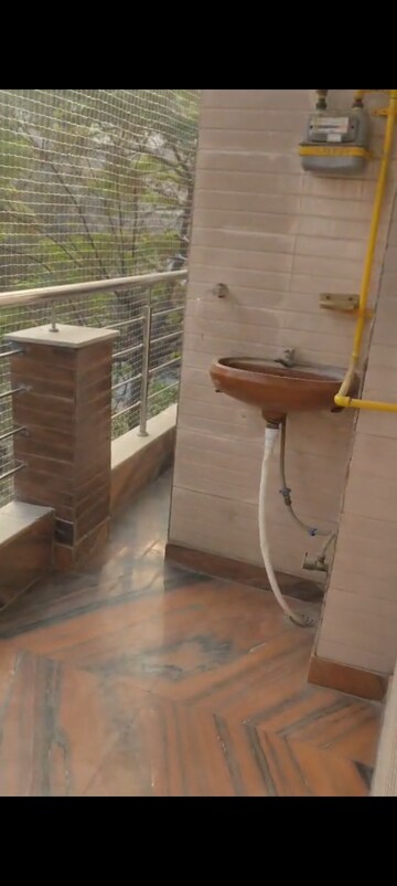 Bathroom in 2 BHK Builder Floor at RWA Apartments Sector 72, Sector 72 – for Rent