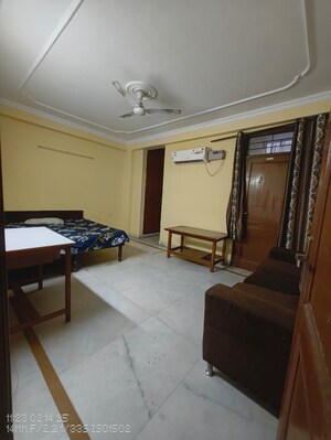 Living Room in 2 BHK Builder Floor at Saket – for Rent