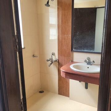 Bathroom in 4 BHK Apartment at AWHO Township Gurjinder Vihar, Omega Ii Greater Noida – for Rent