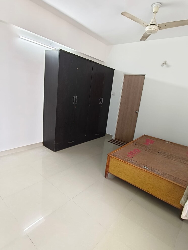 Room, vishal-view 2 Bedroom 950 Sq.Ft. Apartment In Wadgaon Sheri Pune 9722261