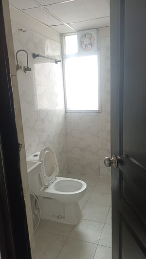 Bathroom in 3 BHK Apartment at Sethi Max Royal, Sector 76 – for Rent