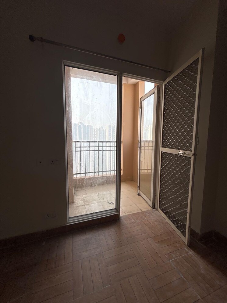 Room, jm-florence 2 Bedroom 1060 Sq.Ft. Apartment In Tech Zone 4 Greater Noida Greater Noida 9722294