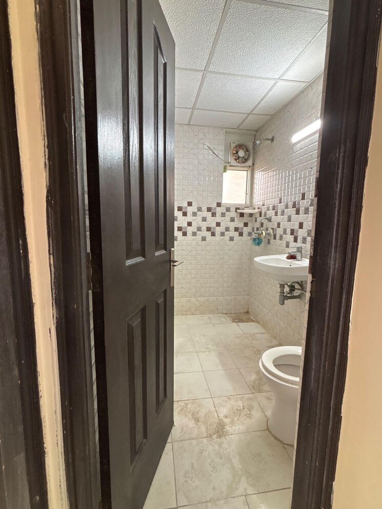 Bathroom, jm-florence 2 Bedroom 1060 Sq.Ft. Apartment In Tech Zone 4 Greater Noida Greater Noida 9722294