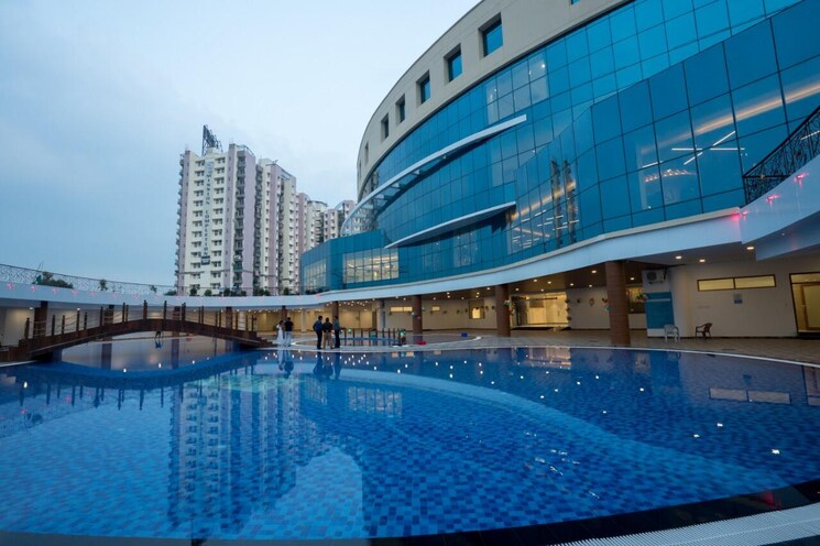 Swimming Pool, purvanchal-royal-city 3 Bedroom 1725 Sq.Ft. Apartment In Chi V Greater Noida Greater Noida 9722304