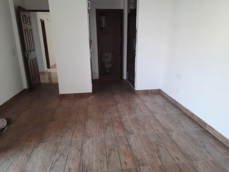 Room, purvanchal-royal-city 3 Bedroom 1725 Sq.Ft. Apartment In Chi V Greater Noida Greater Noida 9722304