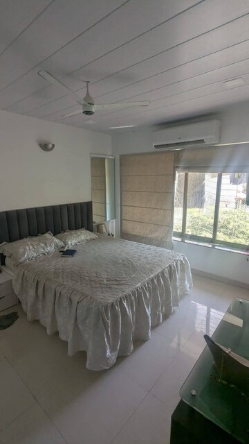 Master Bedroom in 2 BHK Apartment at Amal Juhu Sheetal CHS, Juhu – for Sale