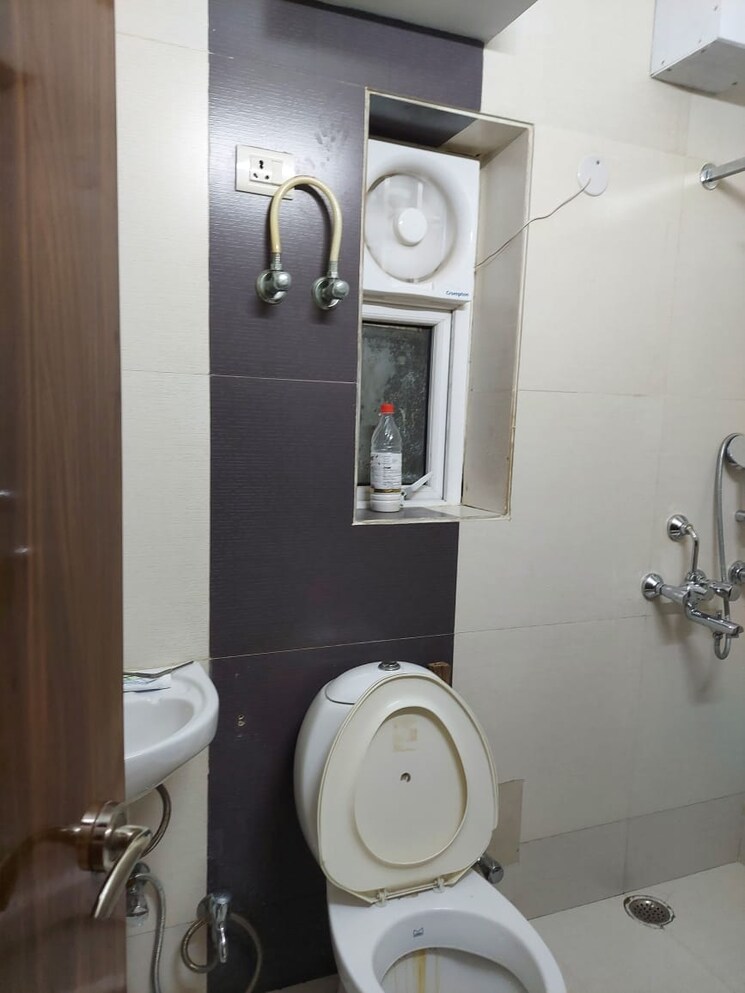 Bathroom, sunshine-enclave-new-town 2 Bedroom 1020 Sq.Ft. Apartment In New Town Kolkata 9722307