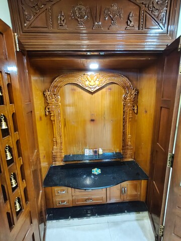 Furnished Amenities in 3.5 BHK Apartment at Ashok Nagar – for Rent