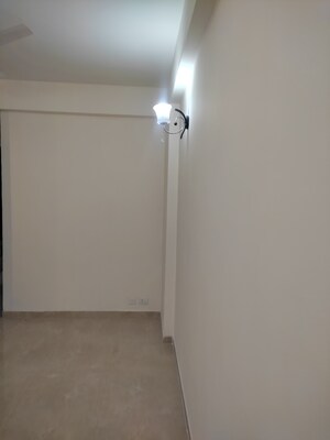 Room in 3 BHK Builder Floor at Signature Global Park 4 and 5, Sohna Sector 36 – for Rent