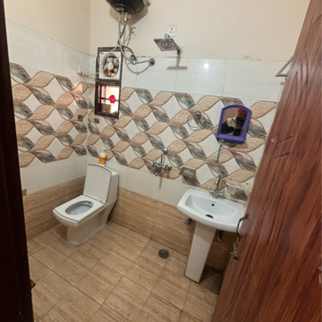 Bathroom in 1 BHK Apartment at Kharar Mohali Road – for Rent
