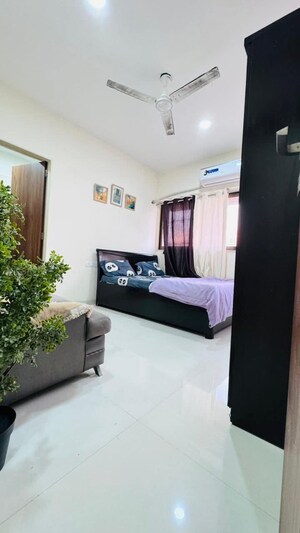 Room in  Pg at Goregaon East – for Rent