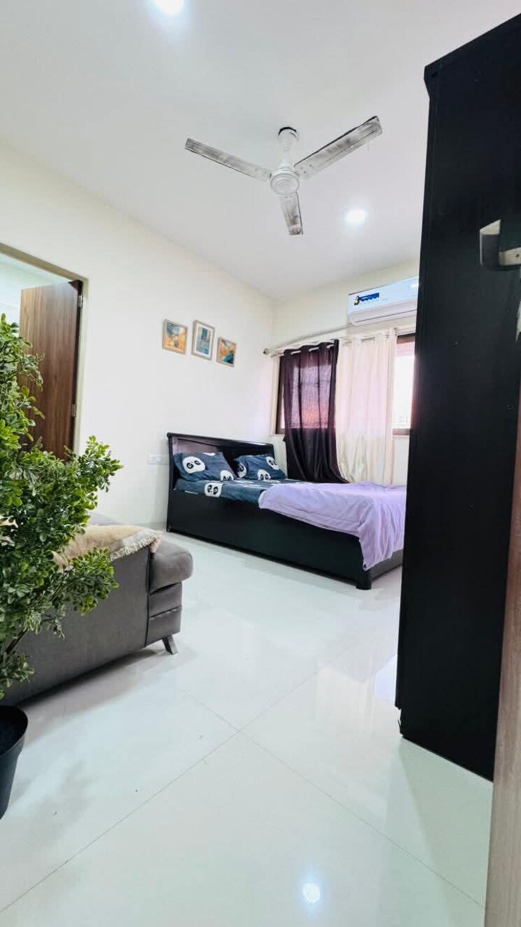 Room, goregaon east Pg For Boys & Girls In Goregaon East 9722363