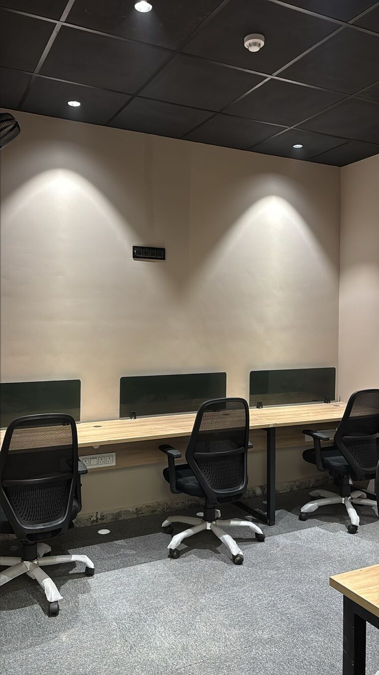 Team Area, sector 74 Commercial Office Space 4500 Sq.Ft. In Sector 74 Mohali 9722364