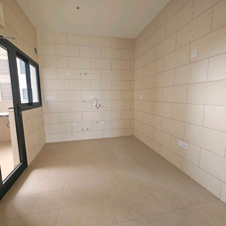 Bathroom, sobha-city-gurgaon 3 Bedroom 2072 Sq.Ft. Apartment In Babupur Village Gurgaon 9722370