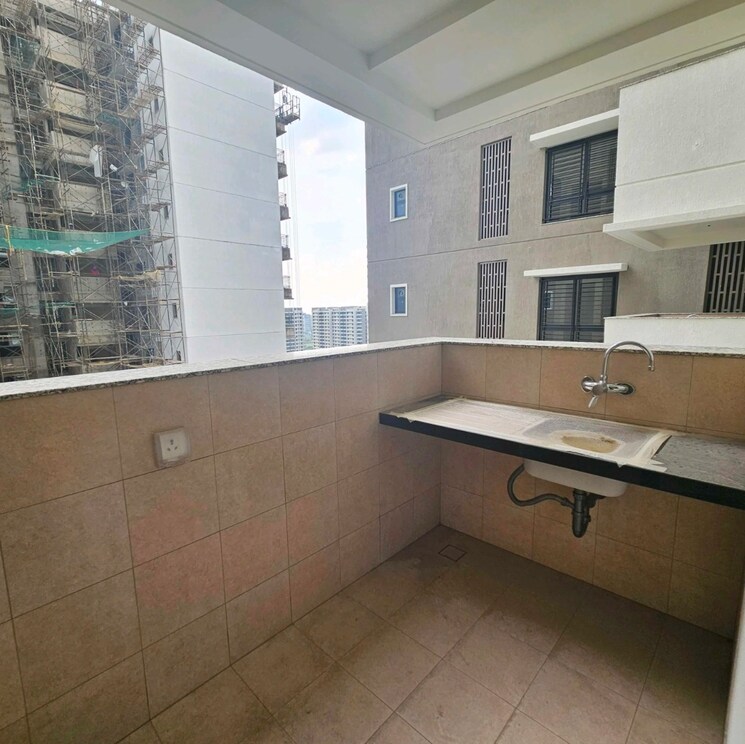 Kitchen, sobha-city-gurgaon 3 Bedroom 2072 Sq.Ft. Apartment In Babupur Village Gurgaon 9722370