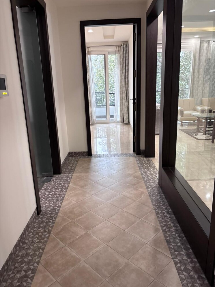 undefined, green park extension 4 Bedroom 4000 Sq.Ft. Apartment In Green Park Extension Delhi 9722372