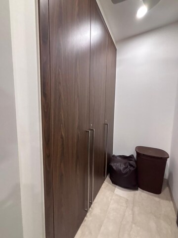  4 BHK Apartment at Green Park Extension – for Rent