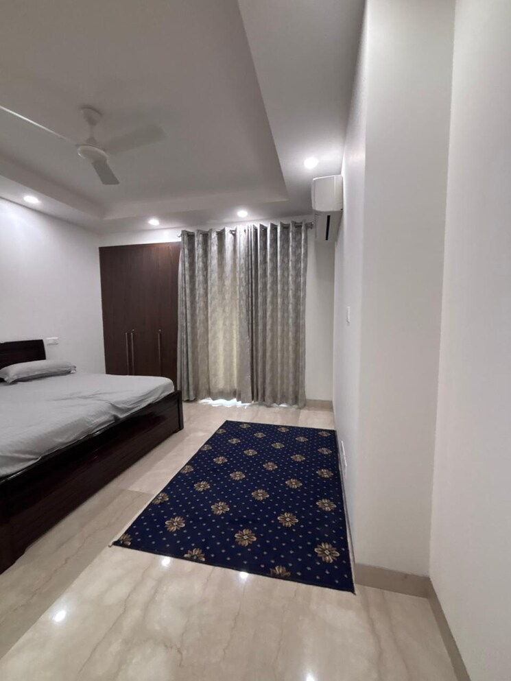 Bedroom, green park extension 4 Bedroom 4000 Sq.Ft. Apartment In Green Park Extension Delhi 9722372