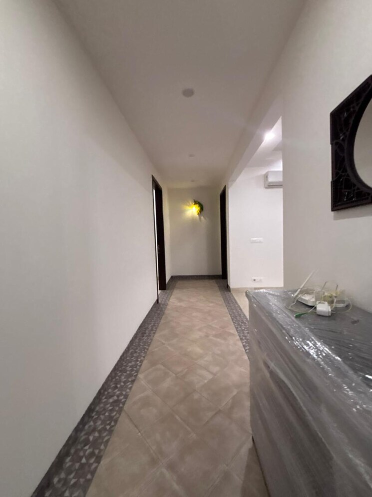 undefined, green park extension 4 Bedroom 4000 Sq.Ft. Apartment In Green Park Extension Delhi 9722372