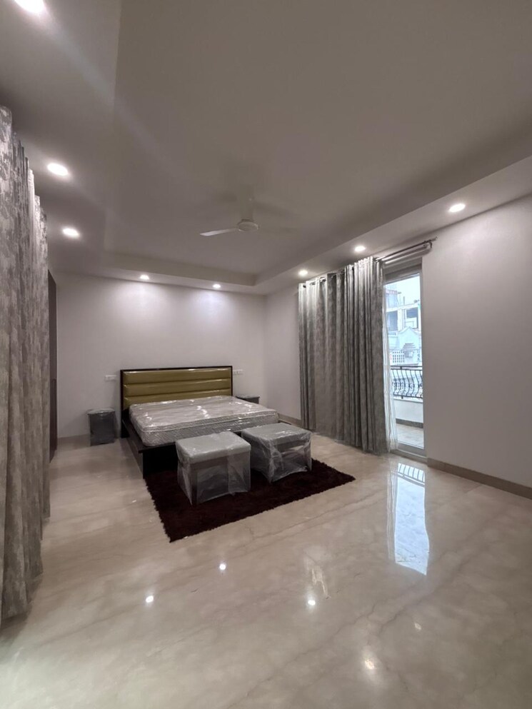 Bedroom, green park extension 4 Bedroom 4000 Sq.Ft. Apartment In Green Park Extension Delhi 9722372