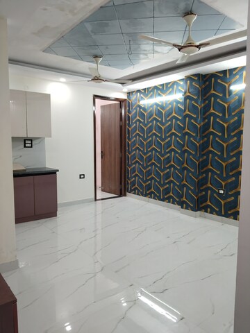 Room in 2 BHK Apartment at Khirki Extension – for Rent