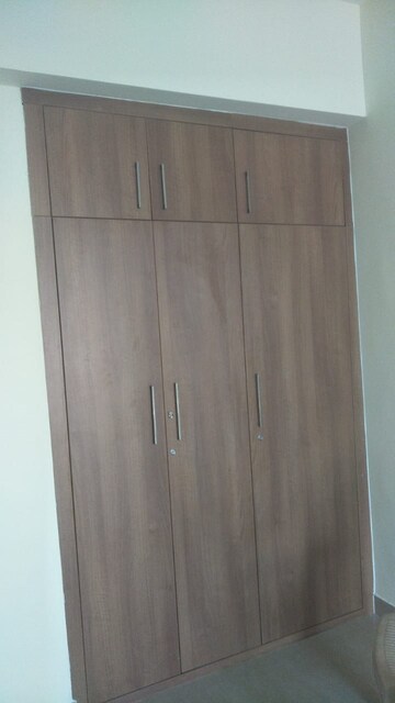 Furnished Amenities in 3 BHK Apartment at ILD Greens, Sector 37c – for Sale