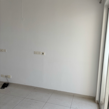 Room in 3 BHK Apartment at Experion The Heart Song, Sector 108 – for Rent