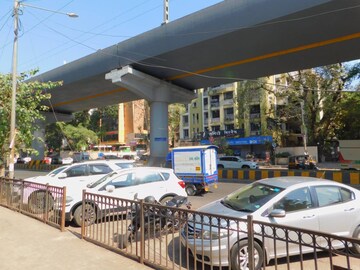  Showroom – Exterior View View at Malad West - for Rent