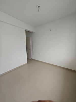 Room in 1 BHK Apartment at Peninsula Address One, Gahunje – for Sale