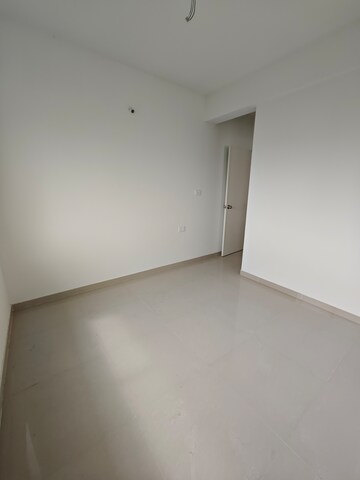 Room in 1 BHK Apartment at Peninsula Ashokvann, Gahunje – for Sale