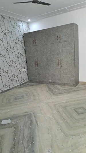 Bathroom in 3 BHK Builder Floor at Sector 37 – for Rent