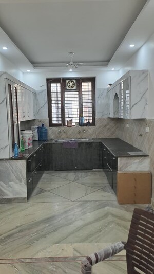 Kitchen in 3 BHK Builder Floor at Sector 37 – for Rent