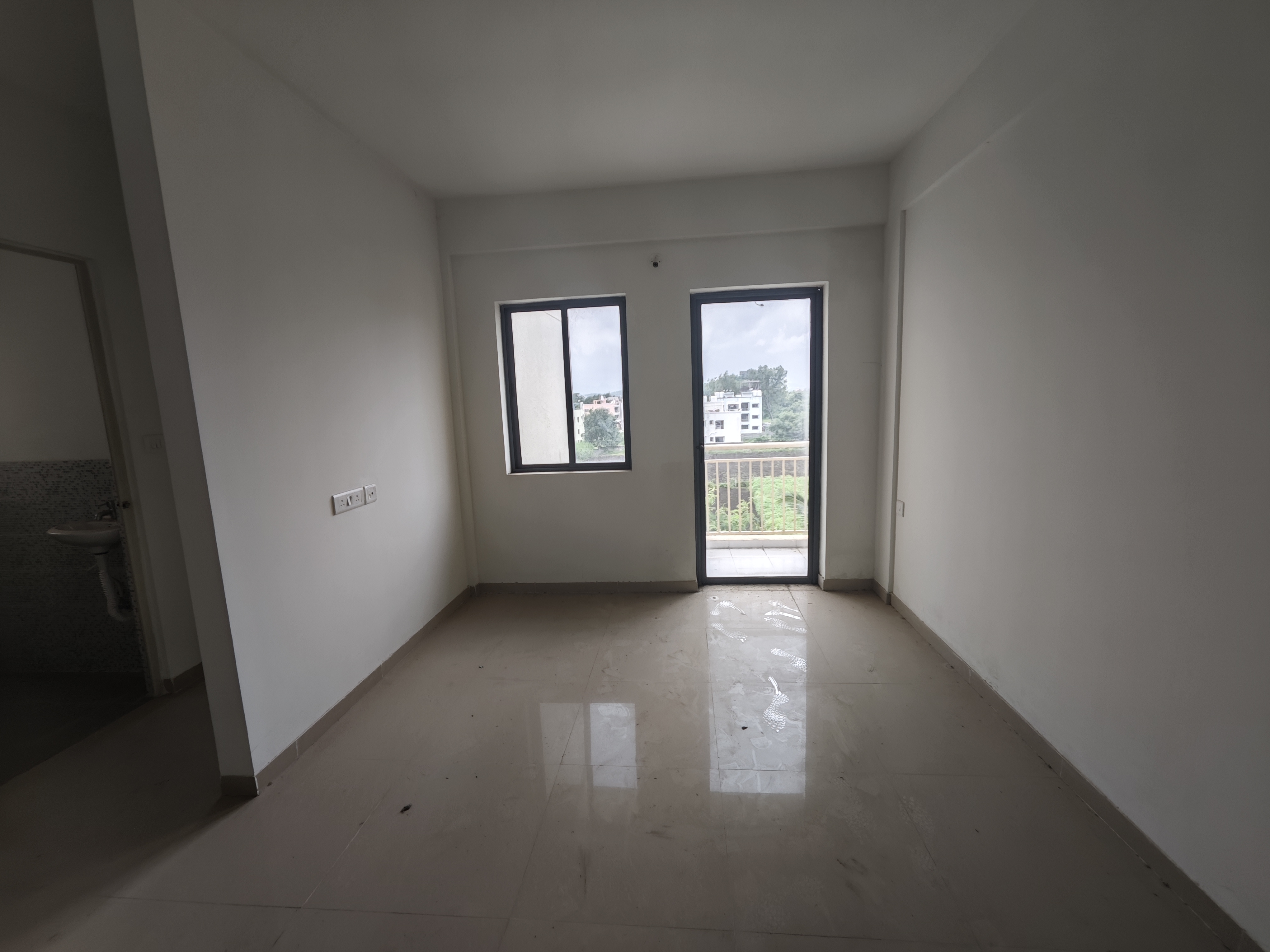 1 BHK Apartment For Sale in Peninsula Address One