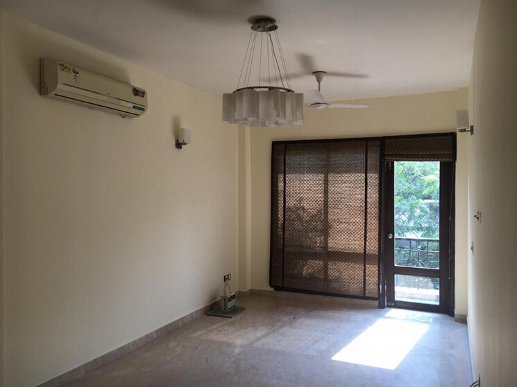 Room, greater kailash i 3 Bedroom 1872 Sq.Ft. Builder Floor In Greater Kailash I Delhi 9722444