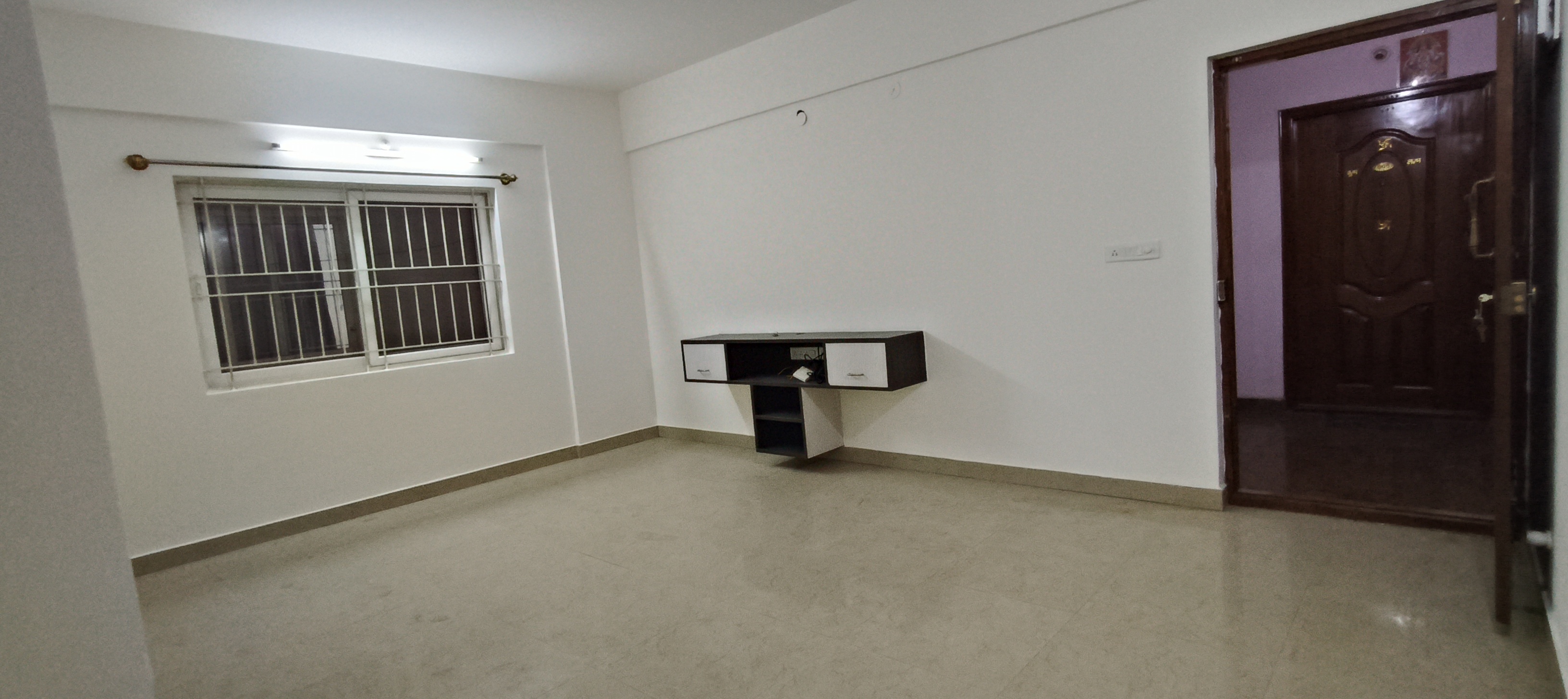 2 BHK Apartment For Rent in Janardan Building 